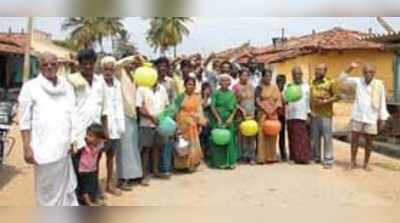 ನೀರಿಗೆ ಖಾಲಿ ಕೊಡ ಹಿಡಿದು ಪ್ರತಿಭಟನೆ