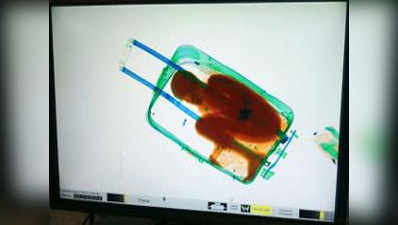 बच्चे को सूटकेस में स्पेन ले जा रही महिला अरेस्ट