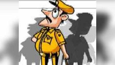 हफ्तावसूली के चलते 49 पुलिसवालों का ट्रांसफर