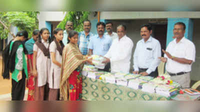 ಶೈಕ್ಷಣಿಕ ಪ್ರಗತಿಯಿಂದ ಜಿಲ್ಲೆ ಅಭಿವೃದ್ಧಿ