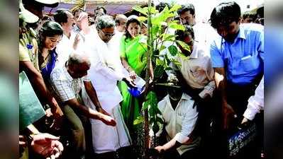 ವನ ಮಹೋತ್ಸವ ಶೇ.75ರಷ್ಟು ವಿಫಲ: ಸಿಎಂ ಬೇಸರ