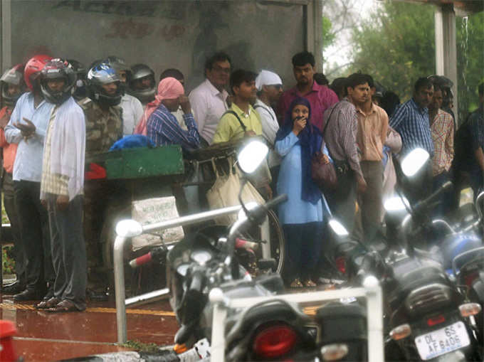 rain-delhi-2.jpg