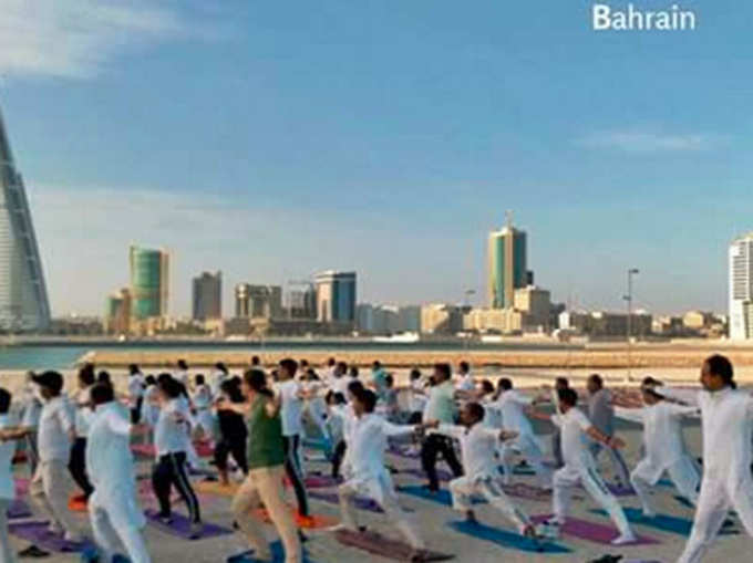 न्यू यॉर्क से बहरीन तक ऐसे मना योग दिवस