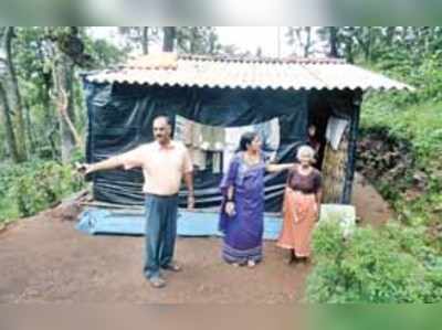 ಮಳೆ ಹಾನಿ ಪ್ರದೇಶಕ್ಕೆ ಜಿಪಂ ಅಧ್ಯಕ್ಷೆ ಭೇಟಿ