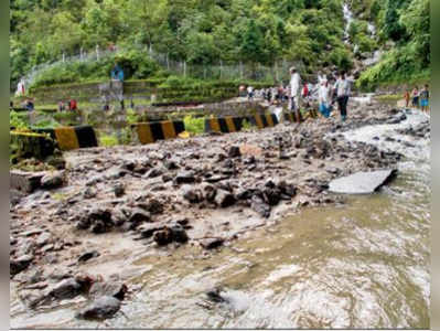 ধসে যাচ্ছে পায়ের তলার মাটি