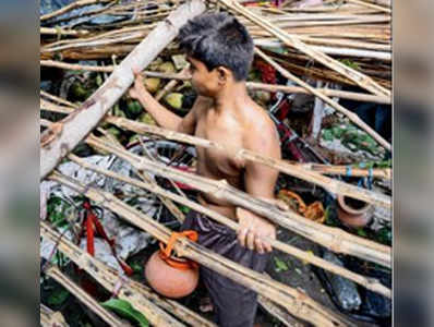 দুর্যোগ দেখেই ফিরছেন মমতা