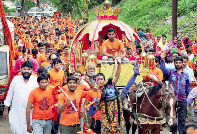 इन कठिनाइयों को पार कर कांवड़िए पहुंचते हैं शिव के द्वार