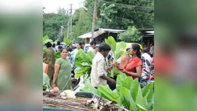 ವರಮಹಾಲಕ್ಷ್ಮಿಗೆ ಬರ, ಬೆಲೆ ಏರಿಕೆ ಬಿಸಿ