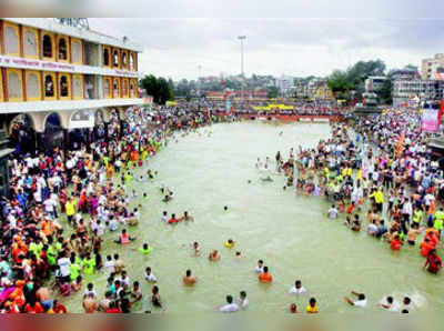 ನಾಸಿಕ್ ಕುಂಭ ಮೇಳ: ಪುಣ್ಯ ಸ್ನಾನಕ್ಕೆ ಭಕ್ತರ ಬರ