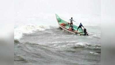 श्रीलंका की नौसेना ने तमिलनाडु के 16 मछुआरों को पकड़ा