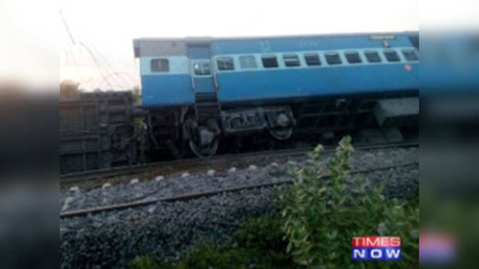 Over 30 passengers injured as three coaches of Chennai-Mangalore Express derail