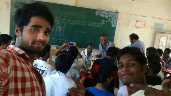 Selfie With Teacher (287)
