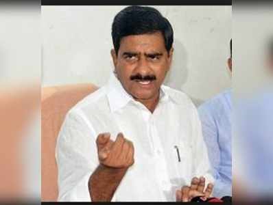 జగన్‌ పెద్ద సూదిగాడు: దేవినేని ఉమా