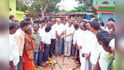 ಚಿನ್ನದಗುಡಿ ಹುಂಡಿ ಬಳಿ ರೈಲ್ವೆ ಮೇಲ್ಸೇತುವೆ: ಸಂಸದ