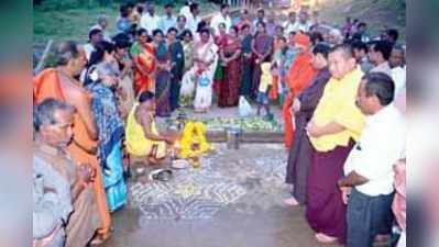 ಕುಶಾಲನಗರ: ಕಾವೇರಿಗೆ ಆರತಿ