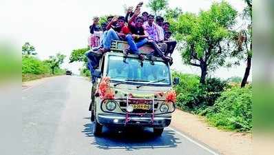 ಅಧಿಕಾರಿಗಳ ಮೌನ; ನಿಲ್ಲದ ಟಾಪ್ ಪ್ರಯಾಣ!