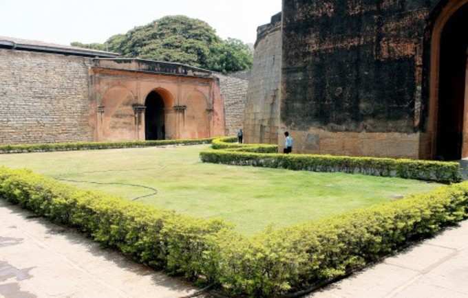 ಬೆಂಗಳೂರು ಕೋಟೆ