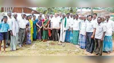 ಅಕ್ಷರ ದಾಸೋಹ ಕೊಠಡಿ ನಿರ್ಮಾಣಕ್ಕೆ ಭೂಮಿ ಪೂಜೆ