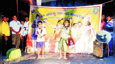 ಬದುಕಿನ ಬಂಡಿ ದೂಡಲು ಮಕ್ಕಳೇ ಆಸರೆ!