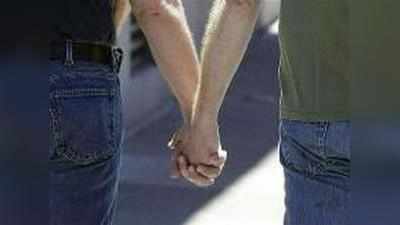 अमेरिकाः शादी करने के लिए समलैंगिक बाप-बेटे की जोड़ी ने मांगा कानूनी अधिकार