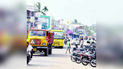 ಆಟೋ ಹಬ್‌ನಲ್ಲೂ ಪಾರ್ಕಿಂಗ್‌ ಸಮಸ್ಯೆ