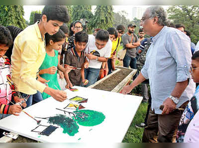 ভিক্টোরিয়ায় রঙ-তুলিতে শৈশবের উদ্‌যাপন