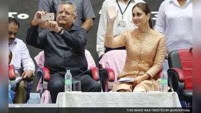 করিনার সঙ্গে selfie তুলে বিতর্কে রমন সিং