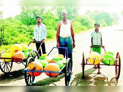 ಪಕ್ಕದ ಊರಿನ ನೀರೇ ಪಕ್ಕ