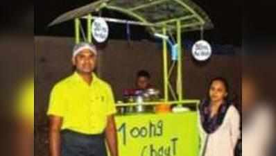 पहले इंडिया को जिताया वर्ल्ड कप, अब सड़क पर बेच रहे कचौड़ी