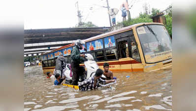 पुडुचेरी में बारिश: इलाकों में बाढ़, सामान्य जीवन प्रभावित