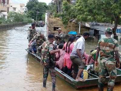 வெள்ளத்தால் தவிக்கிறது சென்னை, மேலும் மழை வாய்ப்பு