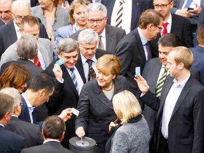 आईएस के खिलाफ युद्ध में कूदेगा जर्मनी, संसद ने दी मंजूरी