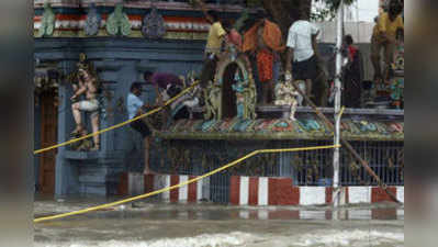 चेन्नै बाढ़: इंसान ही नहीं भगवान का घर भी डूबा