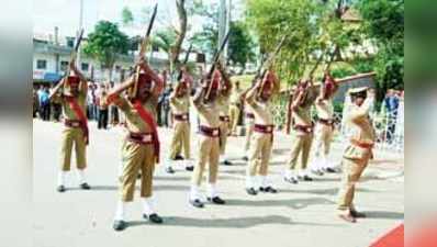 ಮಡಿಕೇರಿಯಲ್ಲಿ ಧ್ವಜ ದಿನಾಚರಣೆ