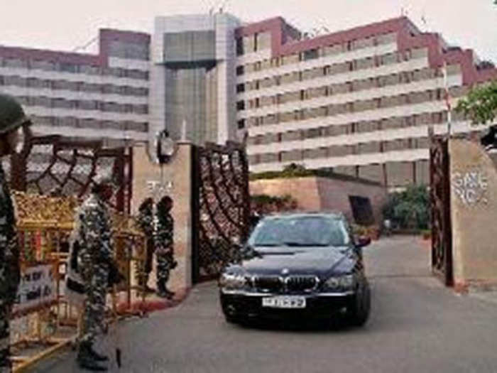 NGT ने ठुकराई दिल्ली सचिवालय बंद करने की मांग