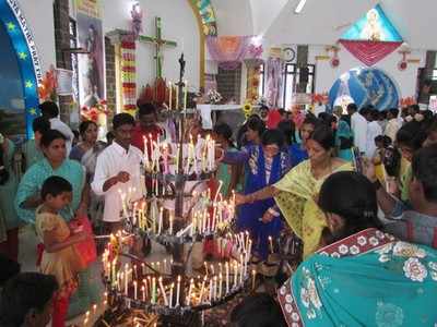 ಸಂಭ್ರಮದಿಂದ ಕ್ರಿಸ್‌ಮಸ್ ಆಚರಣೆ