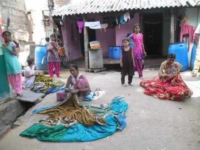 ಬದಿ ಸರಿದ ಕೌದಿ!