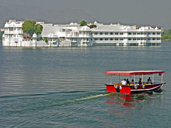 भारत की सबसे खूबसूरत झीलों वाले शहर