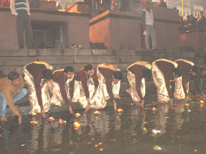 देखें, कैसे दीपों से जगमगा रही है शहीदों की शहादत