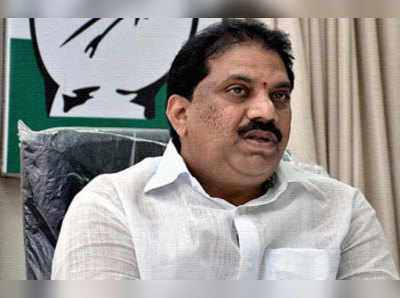 కల్తీ మద్యం కేసులో విష్ణుకు కాంగ్రెస్ బాసట