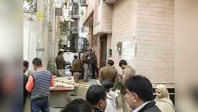 Triple murder in Delhi, one body found in cupboard 