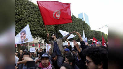 ट्यूनिसिया में बढ़ा बेरोजगारों का आंदोलन, राष्ट्रपति ने जताई आईएस का हाथ होने की आशंका