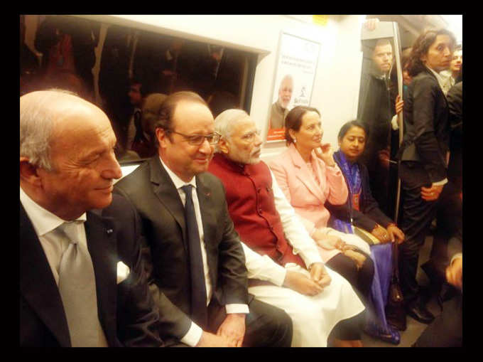 मोदी संग ओलांद ने की मेट्रो की सवारी
