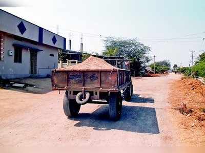 ಅಕ್ರಮ ಮರಳು ಸಾಗಣೆ