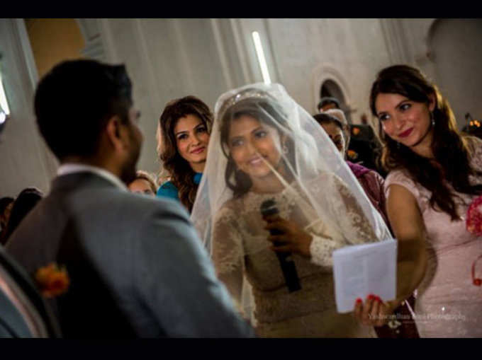 देखिए, रवीना टंडन ने शेयर की बेटी की शादी की कई खूबसूरत तस्वीरें