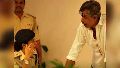 Is Priyanka Chopra scared of Prakash Jha? 