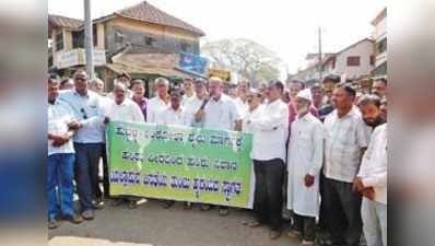 ಹುಬ್ಬಳ್ಳಿ-ಅಂಕೋಲಾ ರೈಲು ಮಾರ್ಗಕ್ಕೆ ಅಸ್ತುಯಲ್ಲಾಪುರದಲ್ಲಿ ಸಂಭ್ರಮ, ಮೆರವಣಿಗೆ