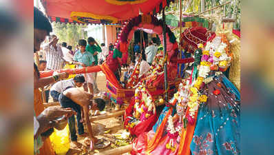 ಜಡೇಯಮ್ಮ ದೇವಿಗೆ ಪಂಚಾಮೃತ ಅಭಿಷೇಕ