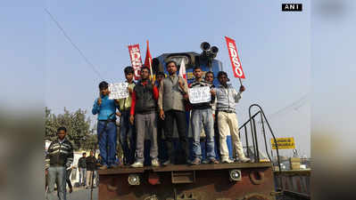 कन्‍हैया की रिहाई की मांग: बिहार में लेफ्ट कार्यकर्ताओं ने रोकीं ट्रेनें