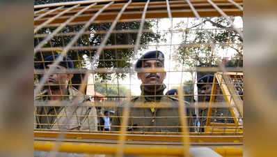 JNU विवाद: दिल्ली पुलिस ने की खालिद के दोस्तों से पूछताछ